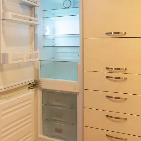 Todor Vlaykov Apartment, 10 Min Walk To Varna Center Apartment Varna