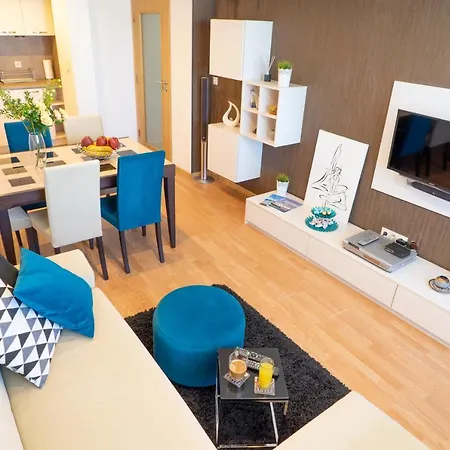 Todor Vlaykov Apartment, 10 Min Walk To Varna Center Varna